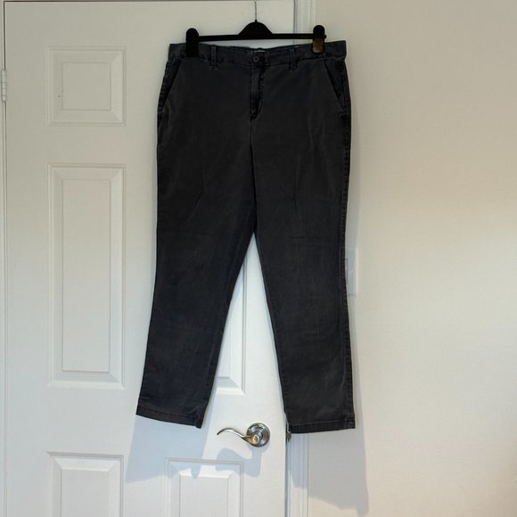 GAP Grey Girlfriend Chino - Picture 2 of 3